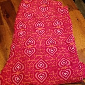 Red and white heart leggings
